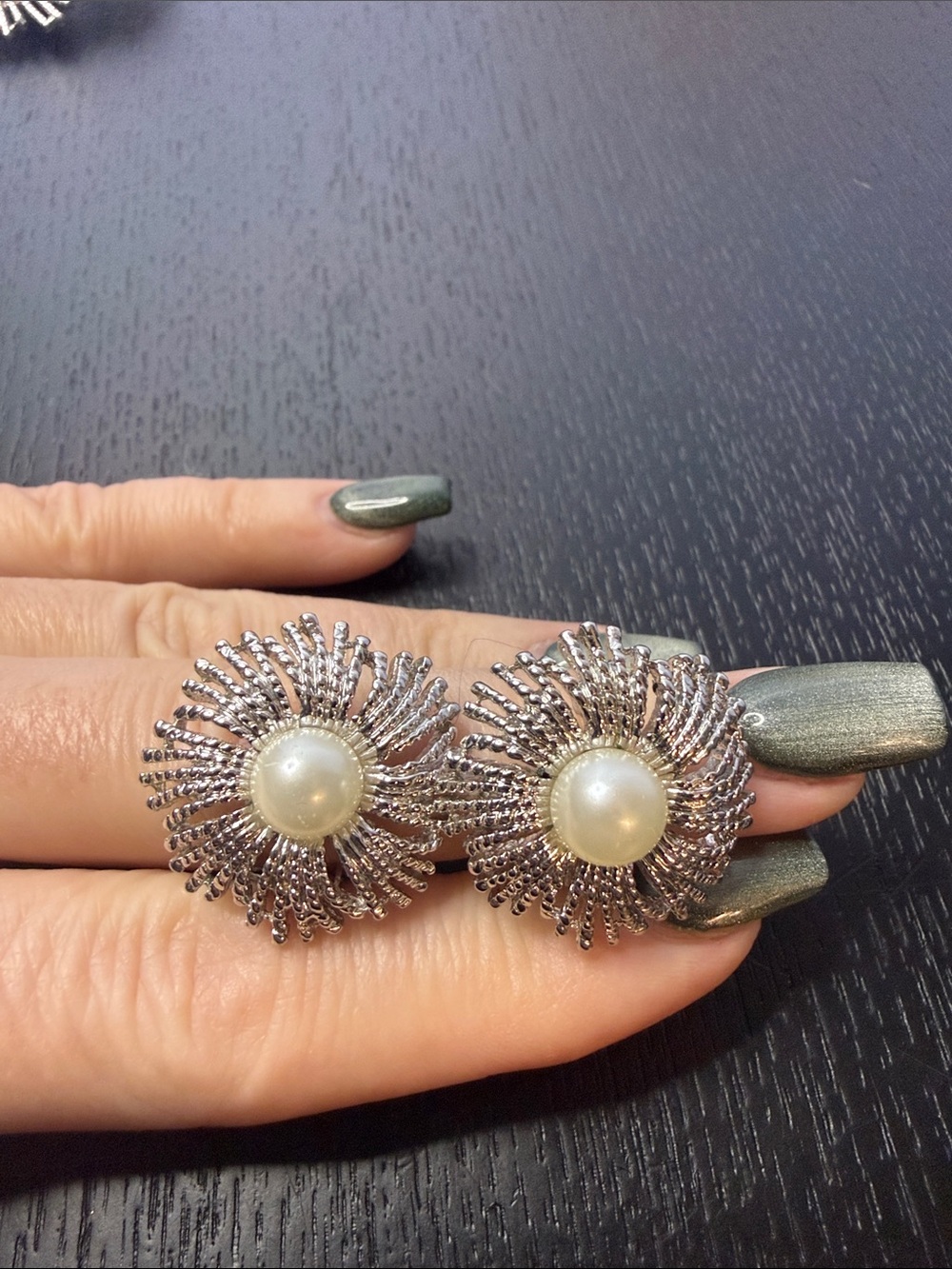 Vintage Butler Pearl Starburst Brooch/Pendant Set - Picture 6 of 9